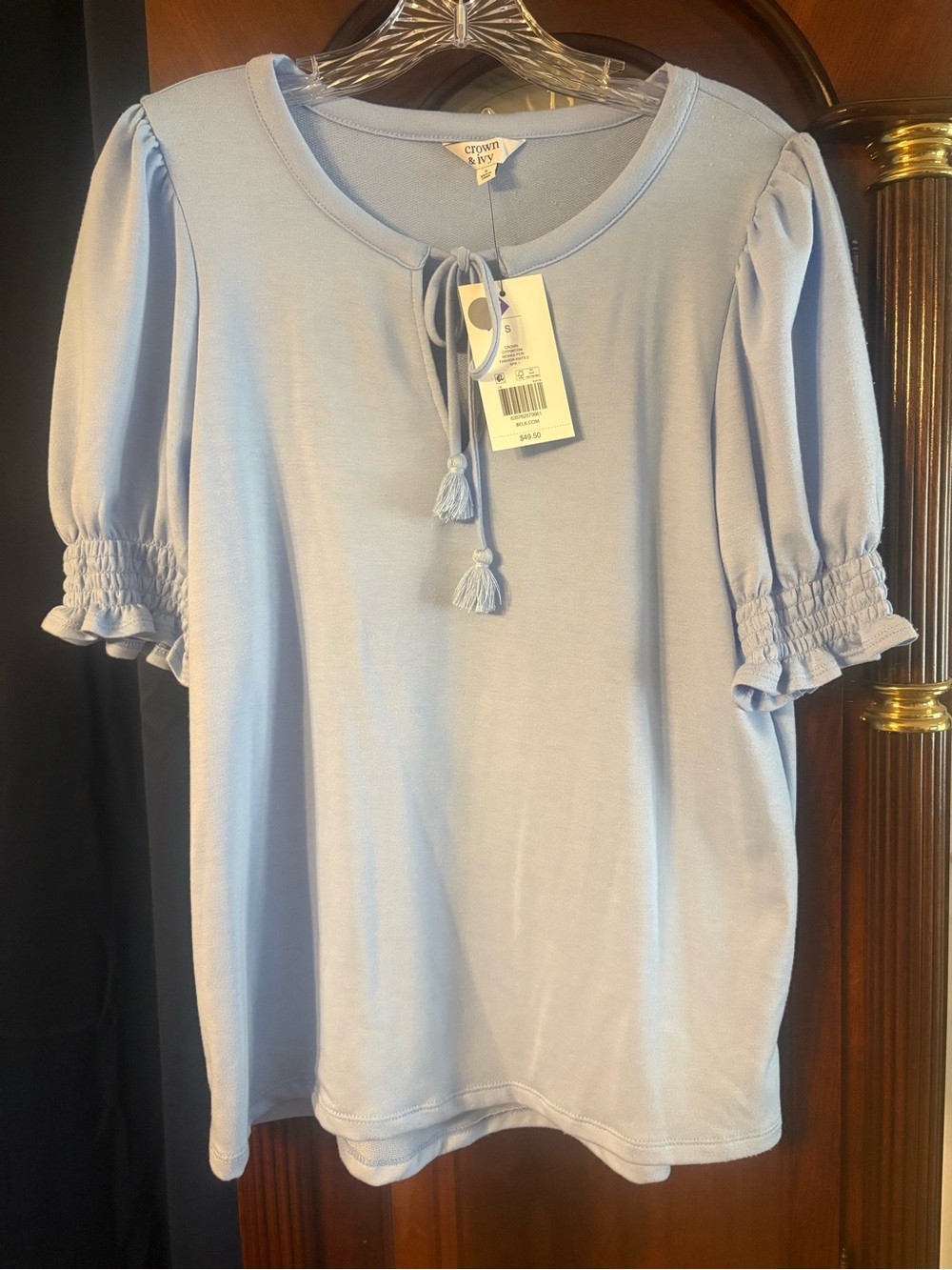 crown & ivy Pale Blue Tie-Front Puff Sleeve Top
